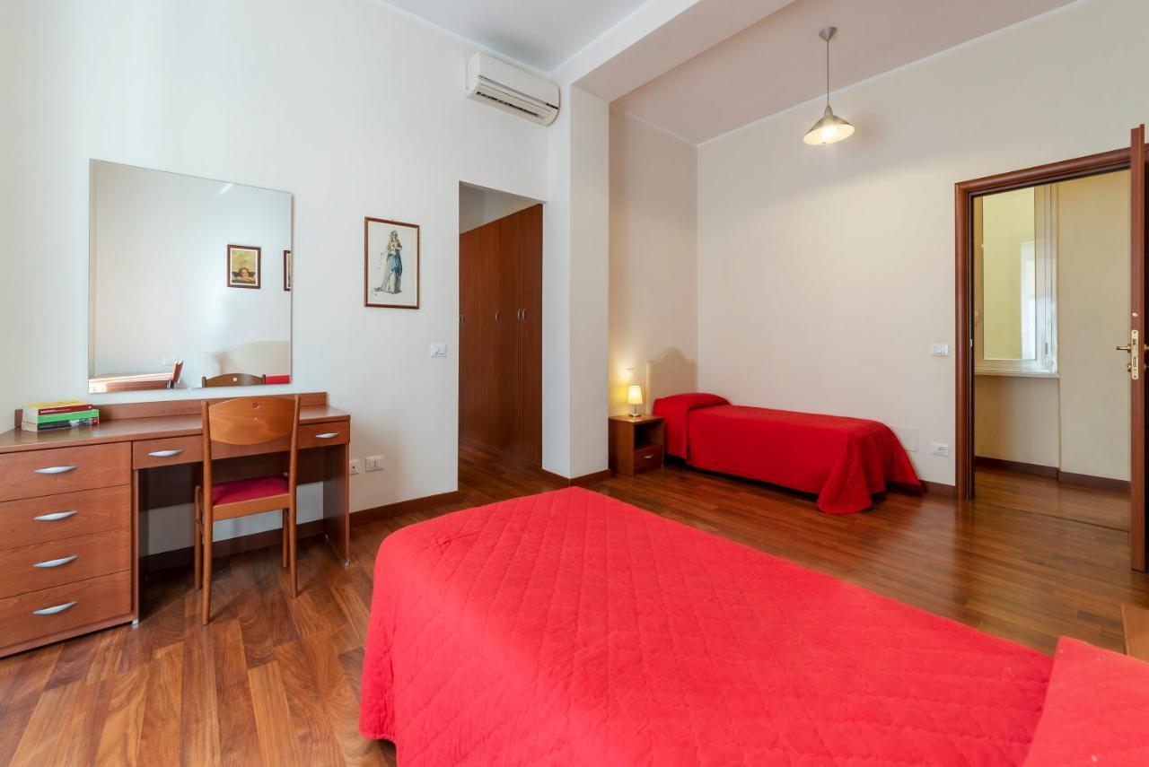 Piazza Re Di Roma Apartment Extérieur photo